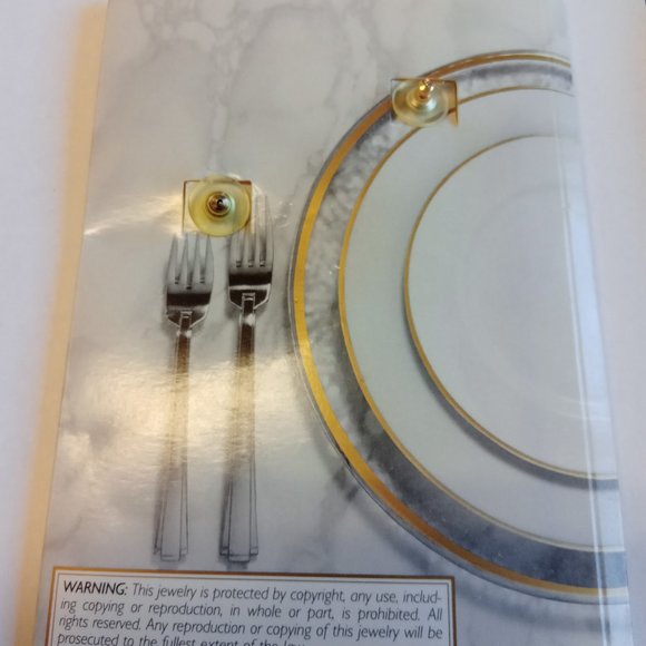 Lunch at the Ritz - Seahorse Dangles - Picture 12 of 15